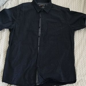 Short sleeve button down